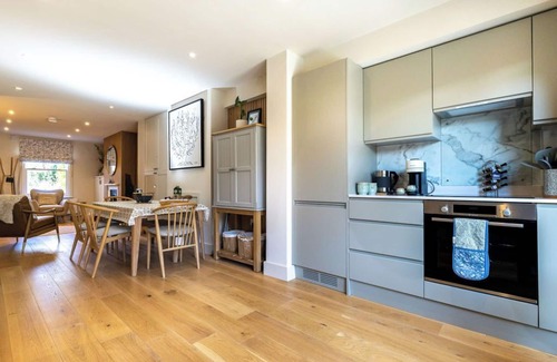 Cambridge Cabaña | Victorian cottage, (New to Vrbo) near Botanical gardens & historical collages