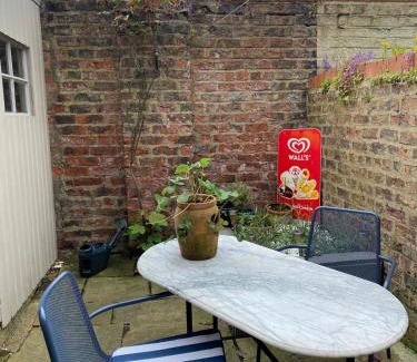 York Casa | Victorian Farrar Cottage