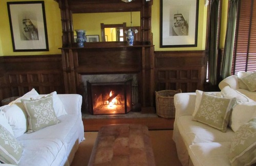 Downtown Casa | Victorian Mansion at Carter House Inns