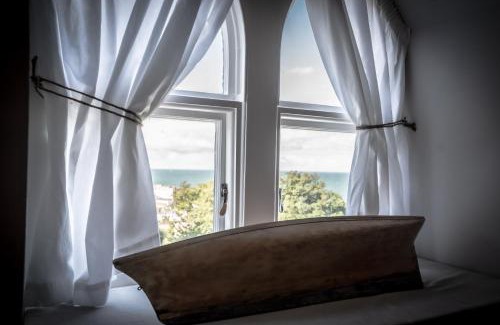 Hele Apartamento | Victorian Penthouse with panoramic sea views