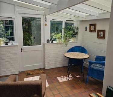 Stony Stratford Casa | Victorian Retro Cottage in Stony Stratford Centre