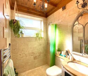 Ramsgate Casa | Victorian Rooms by Beach