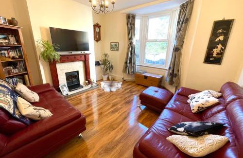Ramsgate Casa | Victorian Rooms by Beach