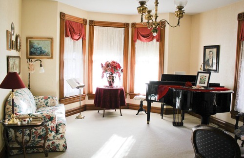 Algonquin Cama Y Desayuno | Victorian Rose Garden
