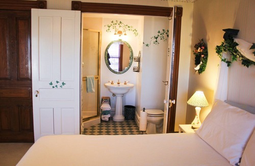 Algonquin Cama Y Desayuno | Victorian Rose Garden