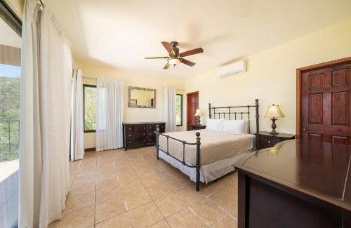 Potrero Casa | Vida de la Paz 4 - Oceanview Condo, 2BR, just remodeled, Playa Prieta