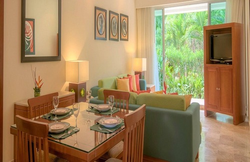 Villa Juarez Complejo | Mayan Palace Riviera Maya / Playa del Carmen México de un dormitorio para 4 adultos / 2 niños