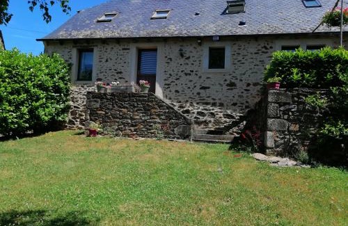 Saint Martial Entraygues Casa | Vieille grange rénovée