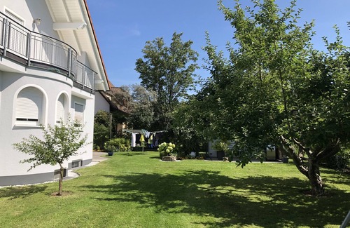 Weidenberg Apartamento | Viel Platz, für die ganze Familie. Mitten im Grünen aber ganz nah an Bayreuth.