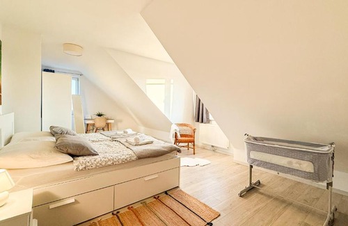 Sußenbrunn Apartamento | Vienna's Nature Corner - charming rooftop family apartment