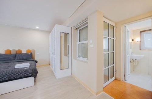 Hang Bai Apartamento | VietHOME- 502 Hang Bai-4 pax Netflix FREE Laundry