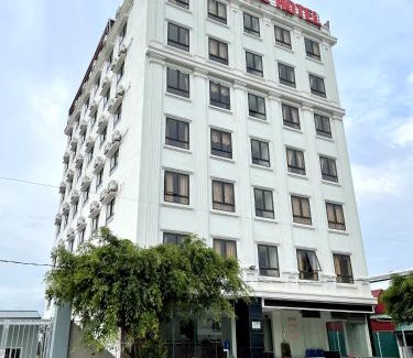 Ha Long Hotel | VietHouse Hotel Hạ Long