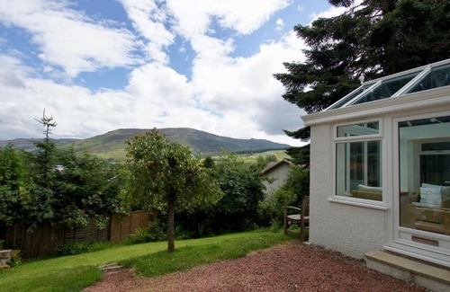Lochearnhead Casa | View Cottage