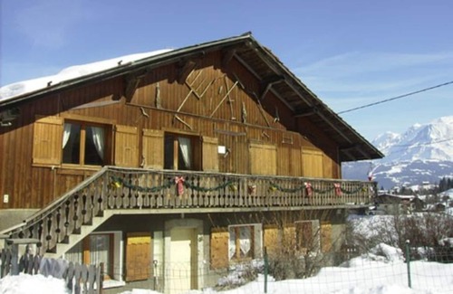 Cordon Apartamento | Vista panorámica frente a la cadena del Mont Blanc planta baja con terraza privada