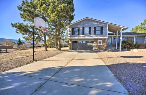 Gleneagle Casa | Viewhouse | Only 5 Minutes from USAFA
