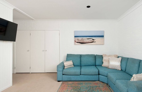 Nelson Bay Villa | Views at 42 holiday villa