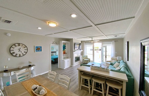 Morgantown Casa | Views! - Dogs OK - Pools/Tennis/Pickleball
