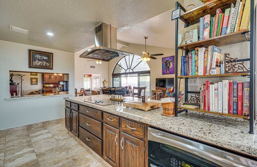 Rio Rico Casa | Views + Fire Pit: Hilltop Retreat in Rio Rico!