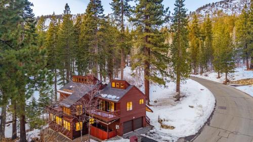 Incline Village Casa | Views Mins to Skiing Lake Incline Village Incline Serenity by AvantStay