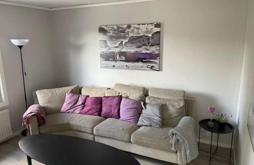 Hestra Casa | Views of Isaberg and fitting two families!