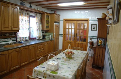 Candeleda Casa | Vistas de la Sierra de Gredos y piscina para los calurosos veranos