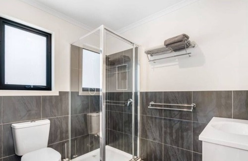 Primrose Sands Apartamento | VIEWS ON FALCON : Perfect for couples or solo travellers