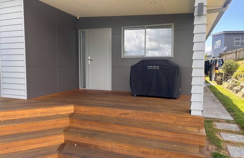 Cable Bay Casa | Views on Stratford