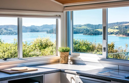 Surfdale Casa | Views views and more views.