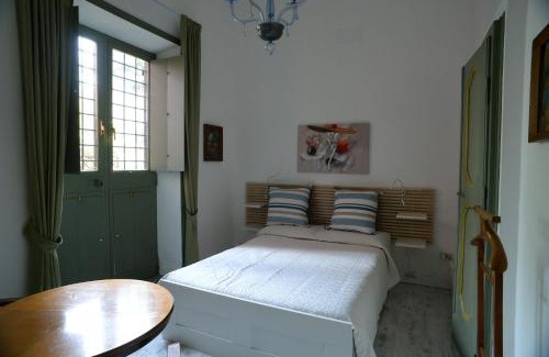 Velletri Cama Y Desayuno | Vigna dell'Agrifoglio Home Residence di Eugenio Azzolini