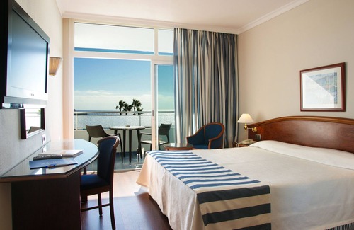 Los Pocillos Hotel | VIK Hotel San Antonio