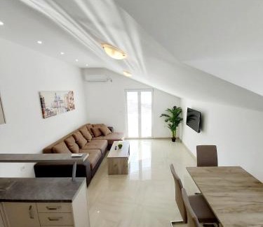 Topla Apartamento | Viktor
