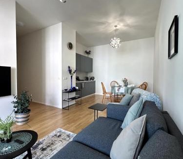 Zizkov Apartamento | Viktoria Suite with garage & balcony