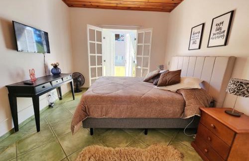 Vila Iara Apartamento | Vila 01 - Perfeito para casal, ótima localização