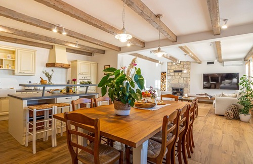 Bribir Casa | Vila 72 / Vila 21 by Interhome