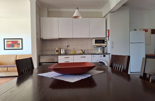 Porto de Mos Apartamento | Vila Apostol - Amazing Studio with Sea View near Porto de Mos Beach in Lagos.