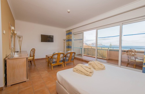 Cabeco da Ponta Hotel | Vila Baleira Porto Santo