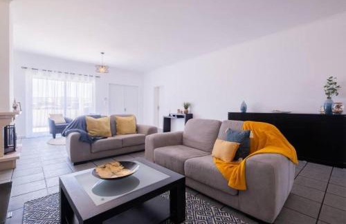 Rabo de Peixe Apartamento | Vila da Pesca House