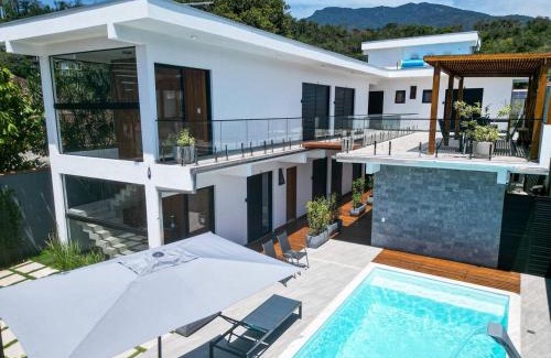 Barra Velha Apartamento | Vila das Aguas Ilhabela