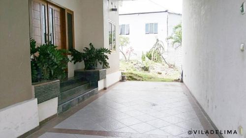 Paciran Villa | Vila Delima