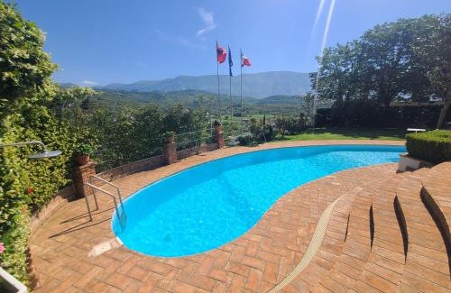 Tragjas Casa | Vila Elida