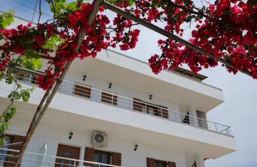 Ksamil Apartamento | Vila Genci