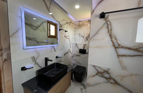 Ksamil Villa | Vila Laura Pasha
