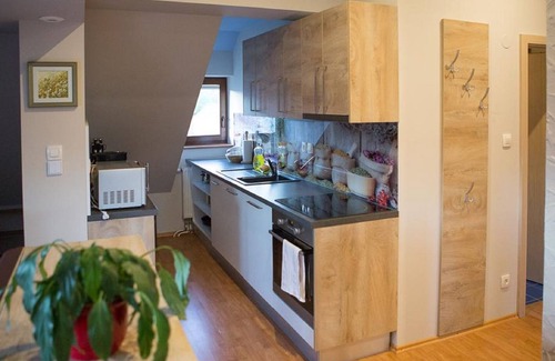 Lesce Apartamento | Vila Lesce by Interhome