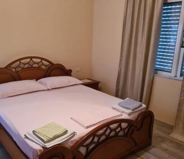 Qafe e Gjashtes Apartamento | VIla Markel