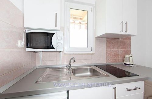 Tucepi Apartamento | VILA MILENKA Apartmani Drago