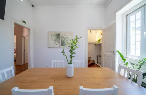 Costa de Caparica Hostal | Vila Olivença