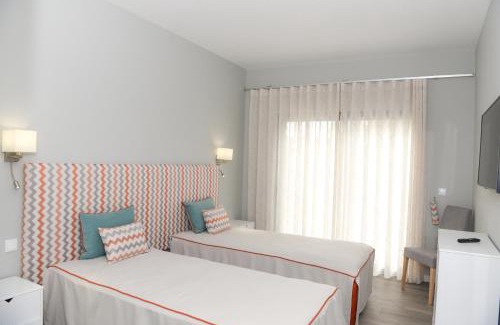 Praia del Rei Villa | Vila Pequeno
