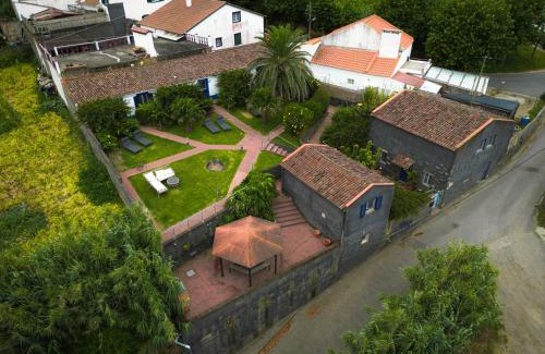 Bretanha Apartamento | Vila Pilar Mar - Rural Apartment in the Countryside of São Miguel