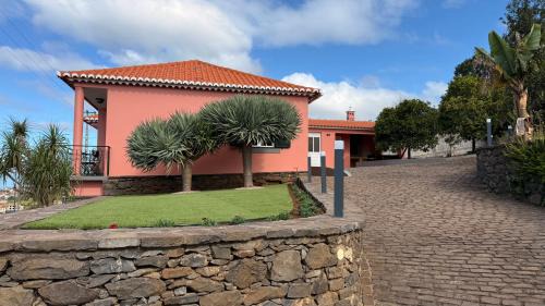 Canhas Casa | Vila Rocha Do Sol 59B - Ensuite Room With Balcony View