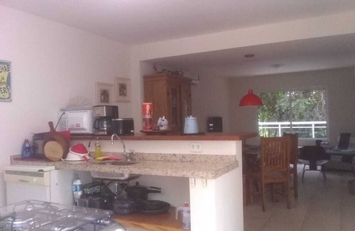 Sao Pedro Casa | Condominio Vilabela da Princesa con conserje las 24 horas y piscina